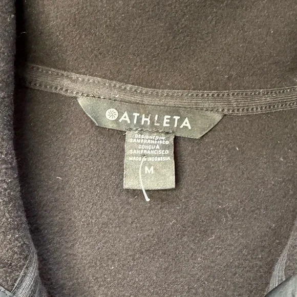 NWOT Athleta Warm Cozy Sherpa Quarter Snap Sweatshirt Pullover Black with Quilt - Picture 10 of 16